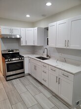 1719 S Ruble St, Unit 2 in Chicago, IL - Foto de edificio - Building Photo