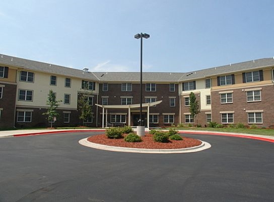 Swope Ridge Gardens in Kansas City, MO - Building Photo