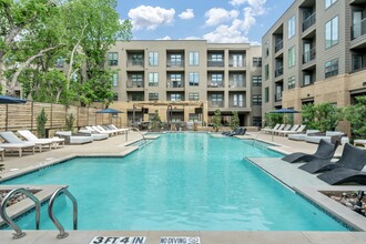 Ross + Peak in Dallas, TX - Building Photo - Building Photo