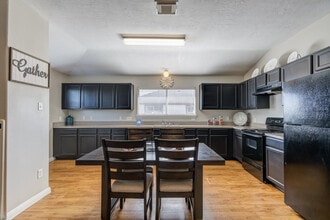 Greenhouse Villas in Katy, TX - Building Photo - Building Photo