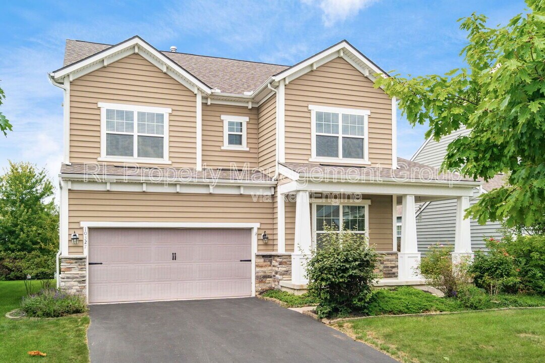 10327 Indigo Dr in Plain City, OH - Building Photo