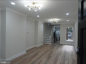 1138 S Hanover St in Baltimore, MD - Building Photo