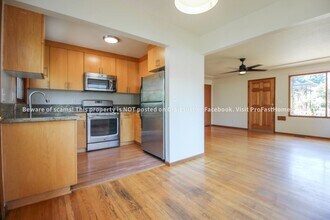 5903 NE 30th Ave in Portland, OR - Building Photo - Building Photo