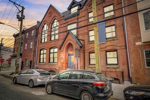 620 S 8th St in Philadelphia, PA - Building Photo