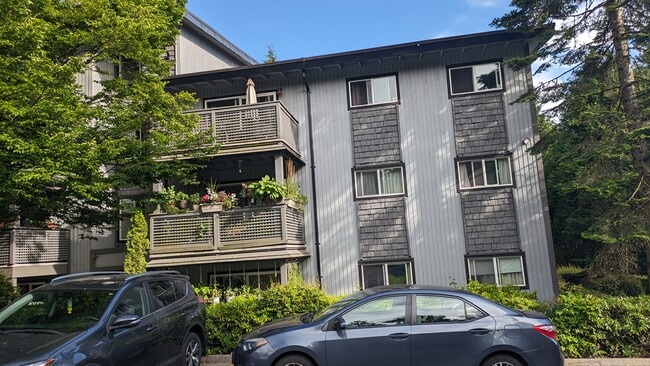 property at 202 Westhill Pl