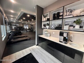 510 Ella Rd in Marlboro, NJ - Building Photo - Building Photo