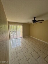 2845 Winkler Ave in Ft. Myers, FL - Building Photo - Building Photo