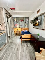 210 E North St in Rapid City, SD - Building Photo