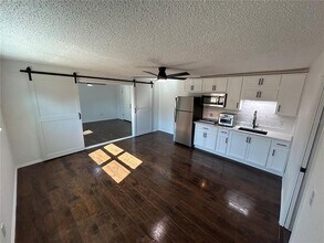4720 7th Ave N in St. Petersburg, FL - Building Photo - Building Photo