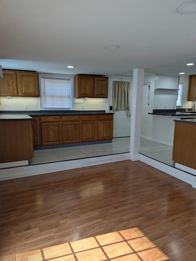 6625 Harrison Ln, Unit 1 in Alexandria, VA - Building Photo - Building Photo
