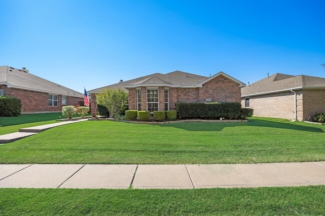 2271 Fieldcrest Dr in Rockwall, TX - Building Photo - Building Photo