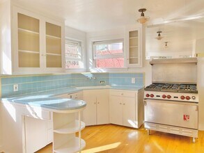 4003 Cumberland Ave in Los Angeles, CA - Building Photo - Building Photo