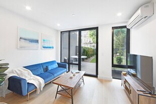 149 Green St in Brooklyn, NY - Building Photo