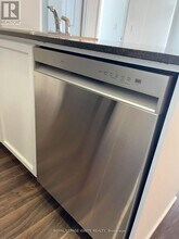 388 Prince of Wales Dr in Mississauga, ON - Building Photo - Building Photo