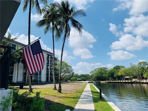 1000 River Reach Dr, Unit 124 in Fort Lauderdale, FL - Building Photo - Building Photo