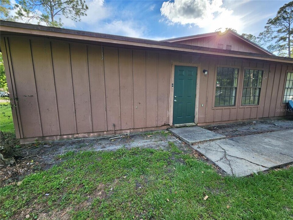 5817 NW 23rd Terrace in Gainesville, FL - Building Photo