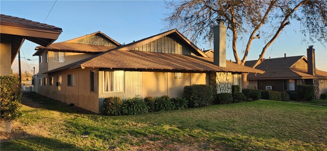 2029 Guthrie St N-Unit -D in San Bernardino, CA - Building Photo - Building Photo