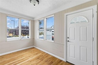 134 Flint Ave in Cranston, RI - Building Photo - Building Photo