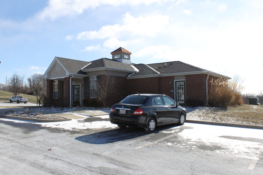 Windham Terrace in Wood River, IL - Building Photo