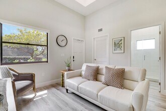 10735 Lantana Rd in Wellington, FL - Building Photo - Building Photo