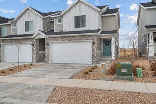 988 W Broadleaf Dr in Santaquin, UT - Building Photo