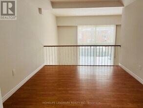 258 Sprucewood Ct in Toronto, ON - Building Photo - Building Photo