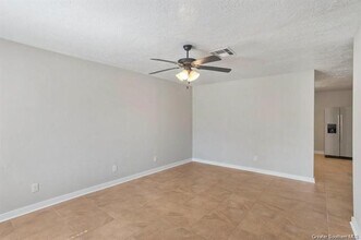 244 Victoria Dr in Lake Charles, LA - Building Photo - Building Photo