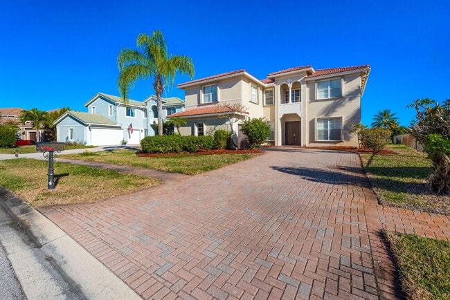102 Ibisca Terrace in Royal Palm Beach, FL - Building Photo - Building Photo