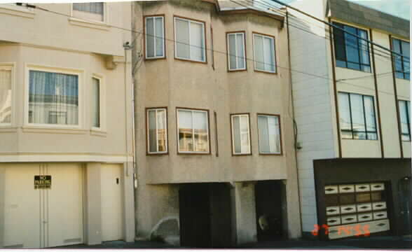 735 19th Ave in San Francisco, CA - Foto de edificio - Building Photo