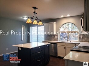 324 SW Frenwood Way in Beaverton, OR - Building Photo - Building Photo