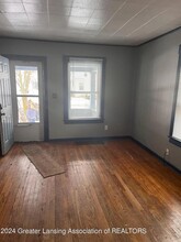 318 N Francis Ave in Lansing, MI - Building Photo - Building Photo
