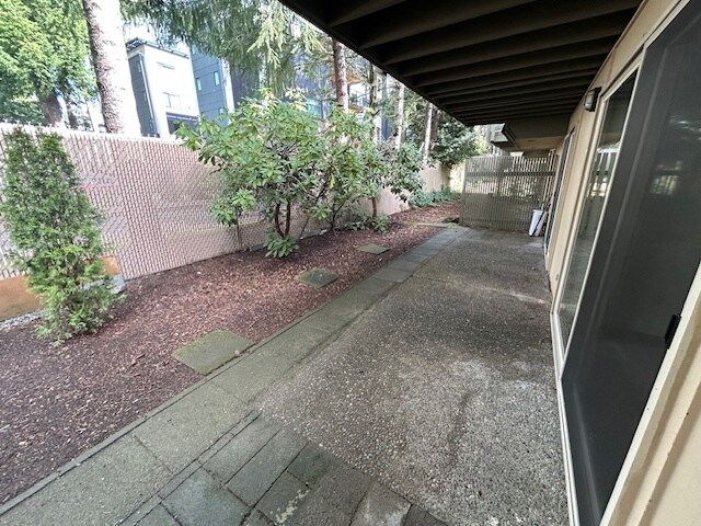 1420 154th Ave NE, Unit 4605 in Bellevue, WA - Building Photo - Building Photo