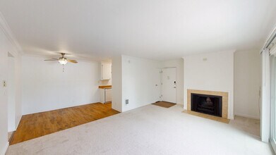 521 Alameda del Prado in Novato, CA - Building Photo - Building Photo