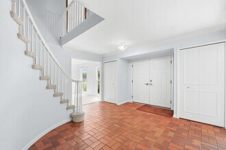 3072 Brewster Ct in West Bloomfield Township, MI - Building Photo - Building Photo