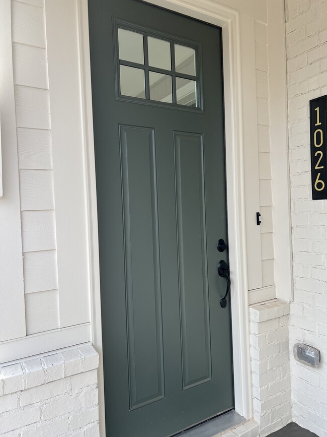 1026 Windsor Dr in Meadowbrook, AL - Building Photo - Building Photo