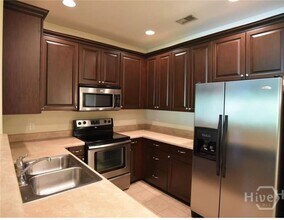 220 Durham Park Way in Pooler, GA - Building Photo - Building Photo