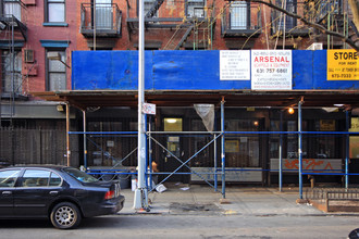 516 E 6th St in New York, NY - Foto de edificio - Building Photo