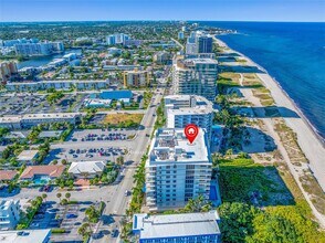 704 N Ocean Blvd in Pompano Beach, FL - Building Photo - Building Photo