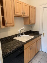 117 Park Dr, Unit 33 in Boston, MA - Building Photo - Building Photo