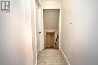 3148 Velmar Dr in Mississauga, ON - Building Photo - Building Photo