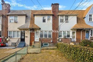 272 Kent Rd in Upper Darby Township, PA - Building Photo