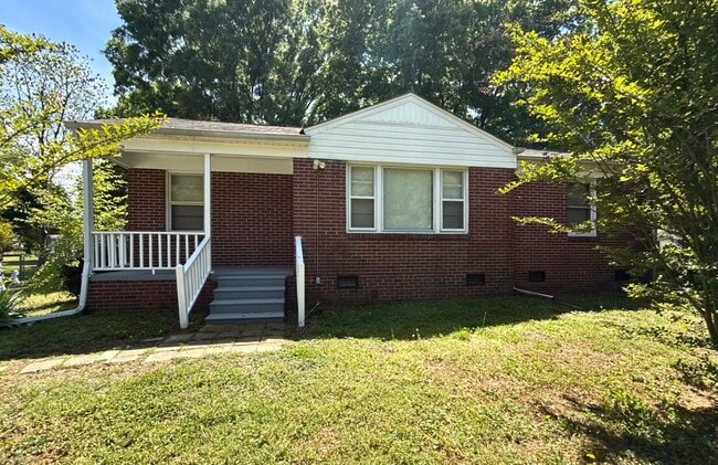 property at 2472 Breen Cir