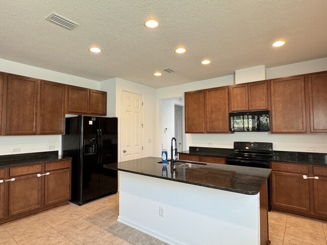 2904 Laurel Springs Dr in Green Cove Springs, FL - Building Photo - Building Photo