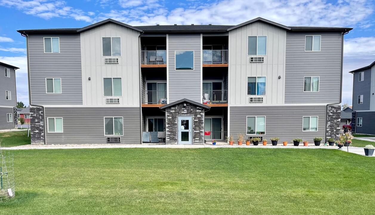 Champion Villas in Rapid City, SD - Foto de edificio