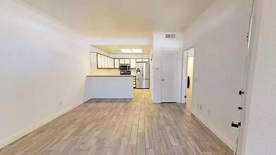 25 Leonado in Rancho Santa Margarita, CA - Building Photo - Building Photo