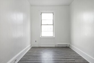 1518 Ridge Ave, Unit 3 in Philadelphia, PA - Foto de edificio - Building Photo