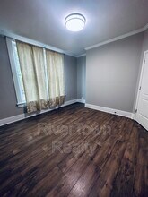 215 N Bellevue Blvd in Memphis, TN - Building Photo - Building Photo