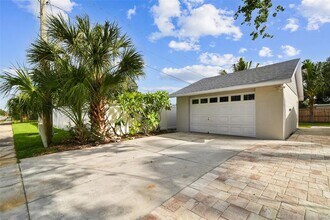 4602 S Renellie Dr in Tampa, FL - Building Photo - Building Photo