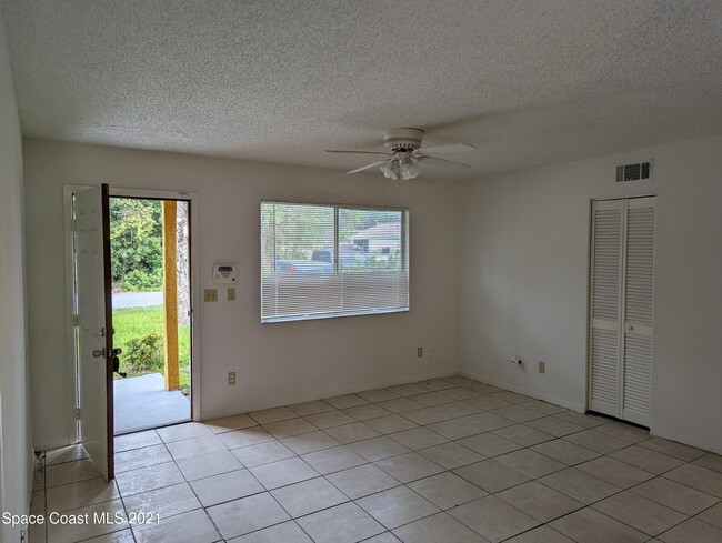 798 Ashley Ave SE in Palm Bay, FL - Building Photo - Building Photo