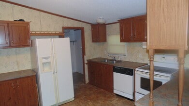 1430 Hammerhill Rd in Athens, TN - Building Photo - Building Photo